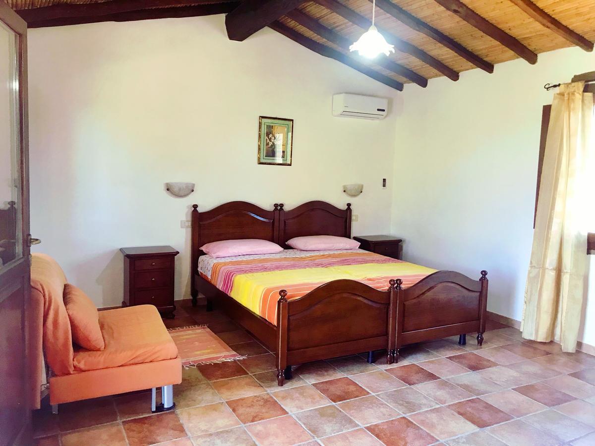 Terragalana Villa Orosei Bagian luar foto